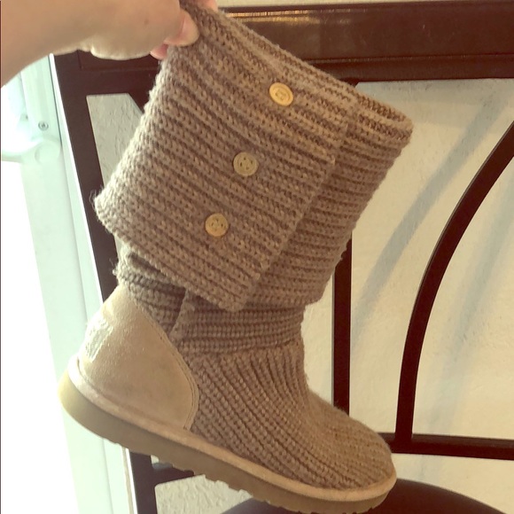 UUG Shoes - Women’s UUG Purl Cardy Knit Boots